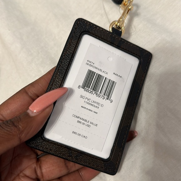 NWT coach lanyard - Picture 4 of 5